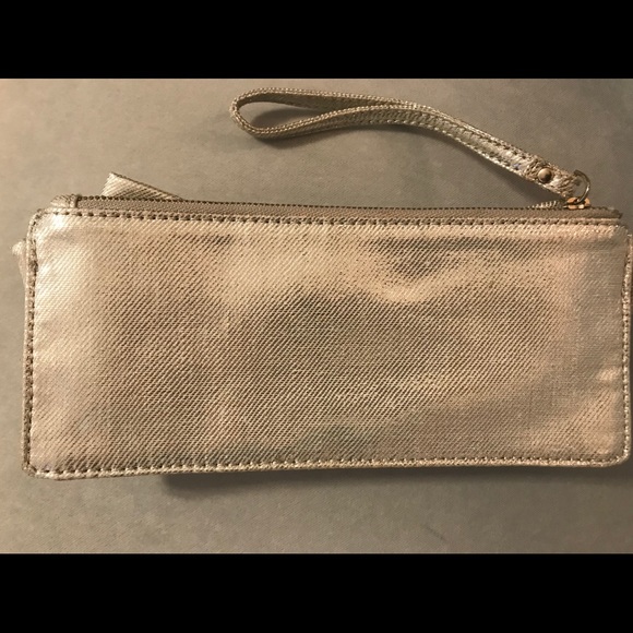 Silver Kate Spade wristlet clutch with bow - Picture 4 of 5